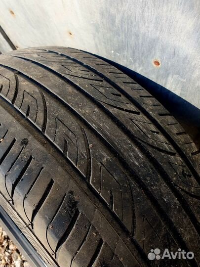 Comforser CF500 215/50 R17