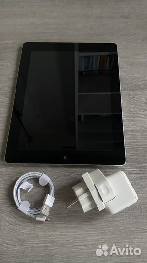 iPad 4 32gb с Wi-Fi