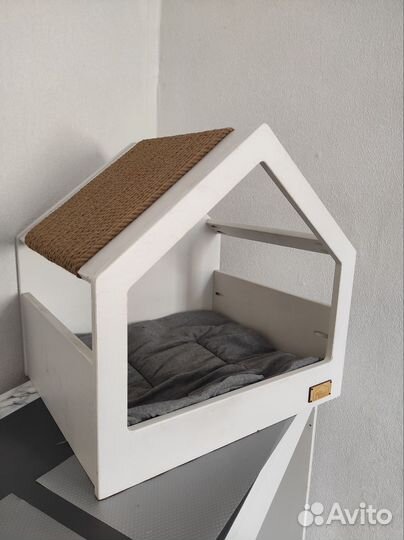 Большей кошачий домик/когтеточка