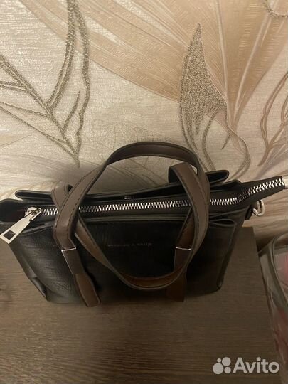 Женская сумка на плечо