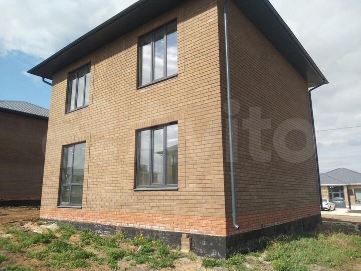 Коттедж 140 м² на участке 6 сот.