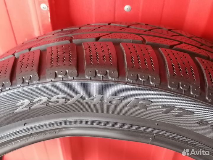 Pirelli Winter Sottozero 210 225/45 R17