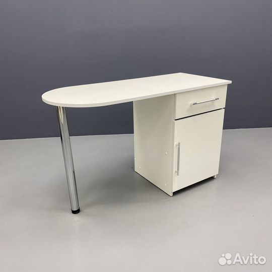 Стол для маникюра складной