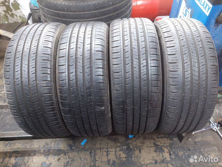 Kumho Solus TA31 215/50 R17 95V