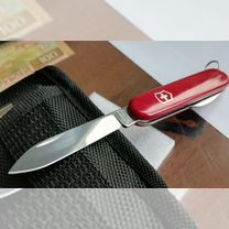 Нож Victorinox waiter red