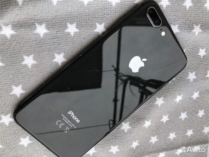 iPhone 8 Plus, 64 ГБ