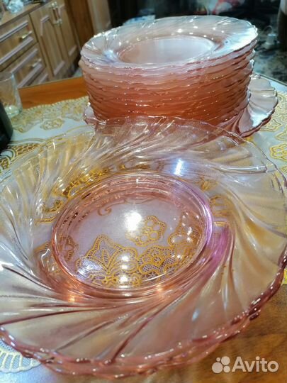 Набор тарелок