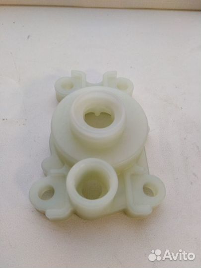 Корпус помпы лодочного мотора