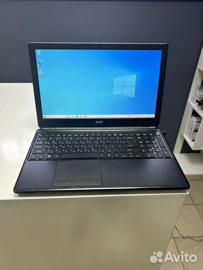 Ноутбук Acer Aspire E1-572G