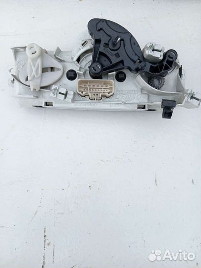 Блок управления печкой на рено кангу 2