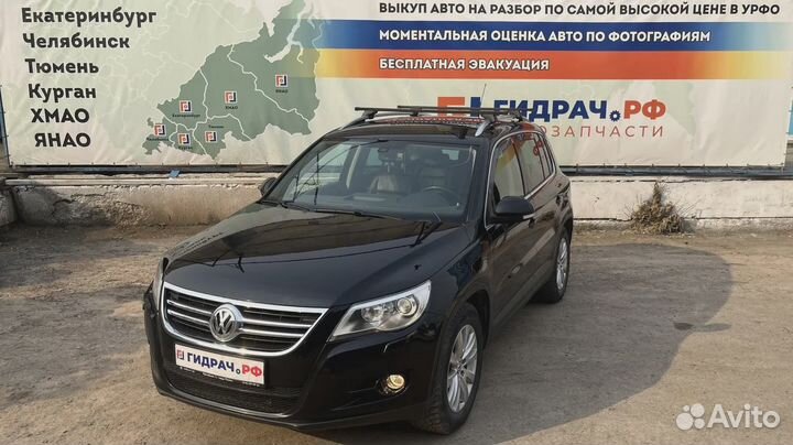 Крышка бардачка Volkswagen Tiguan (NF) 5M1857101H8