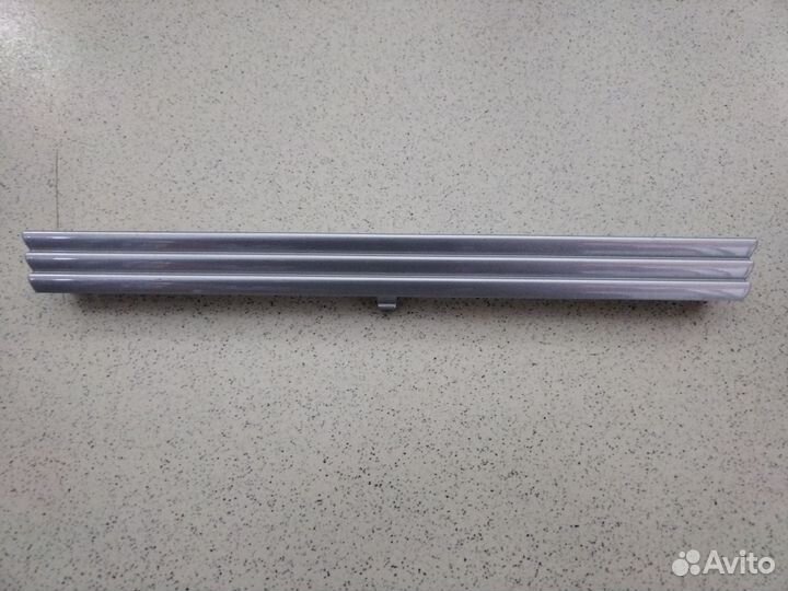 Накладка передка серебристая cfmoto X8