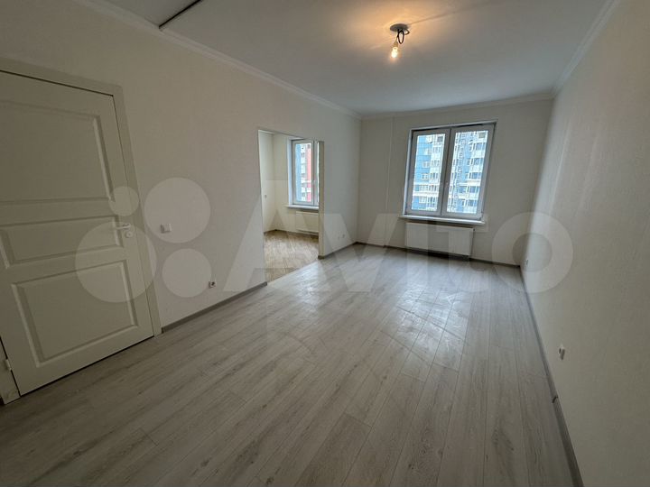 3-к. квартира, 90 м², 15/25 эт.