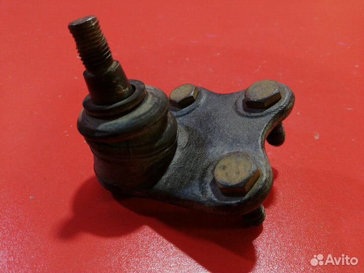 Шаровая опора передняя левая Volkswagen Polo 602