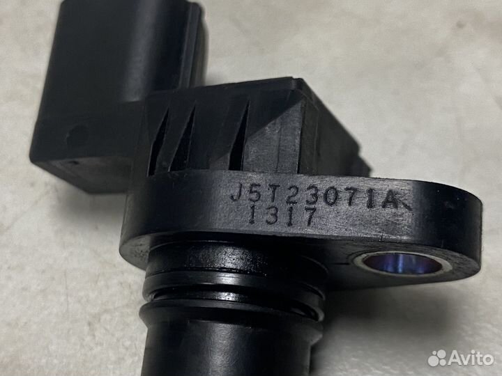 Датчик распредвала Mitsubishi Lancer cedia