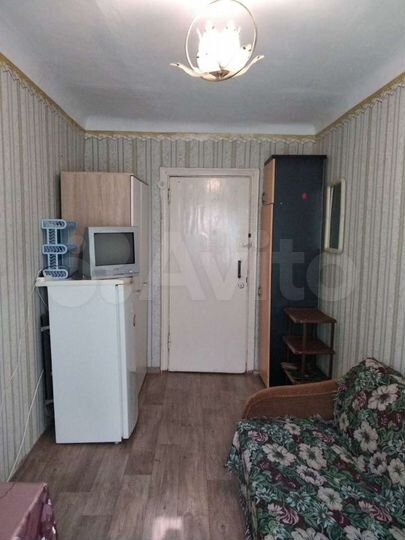 Комната 11 м² в 5-к., 2/3 эт.