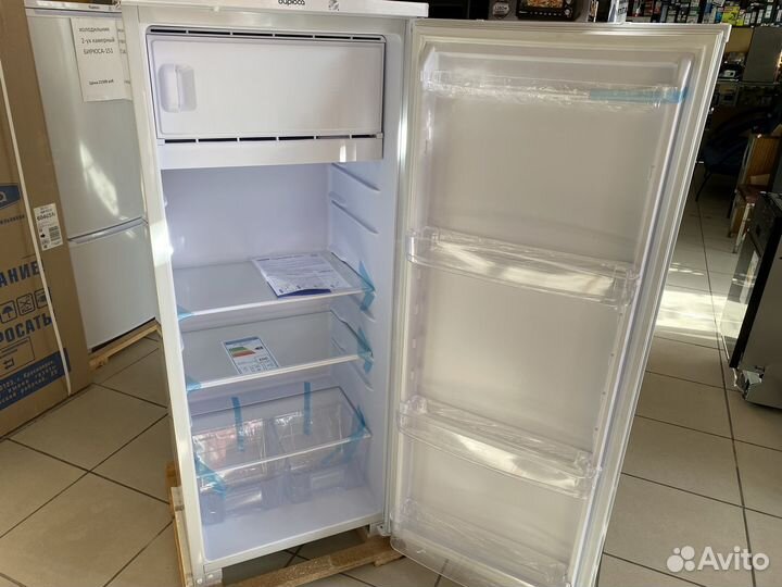 Холодильник с морозильником Бирюса 6 белый