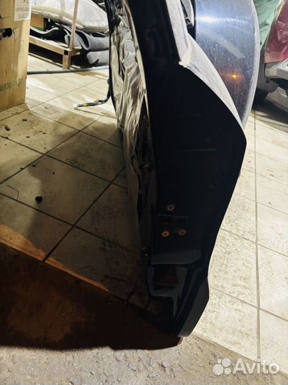 Дверы багажника рав4 в зборе