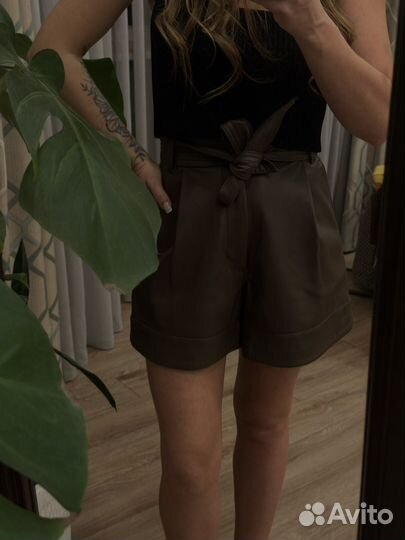 Шорты женские