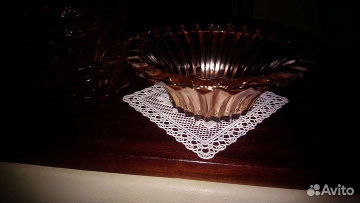 Ваза для фруктов, варенья цветное стекло