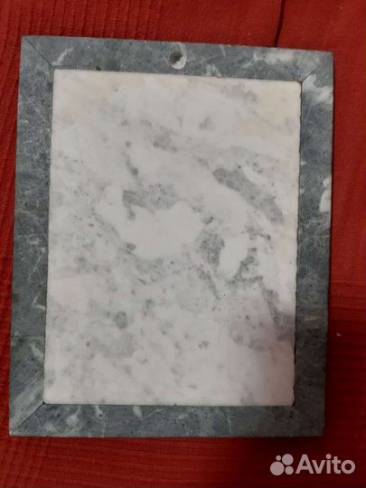 Картина на камне из каменных крошек