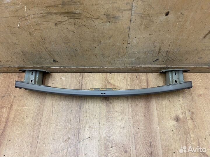 Усилитель заднего бампера Volvo XC60 2017+