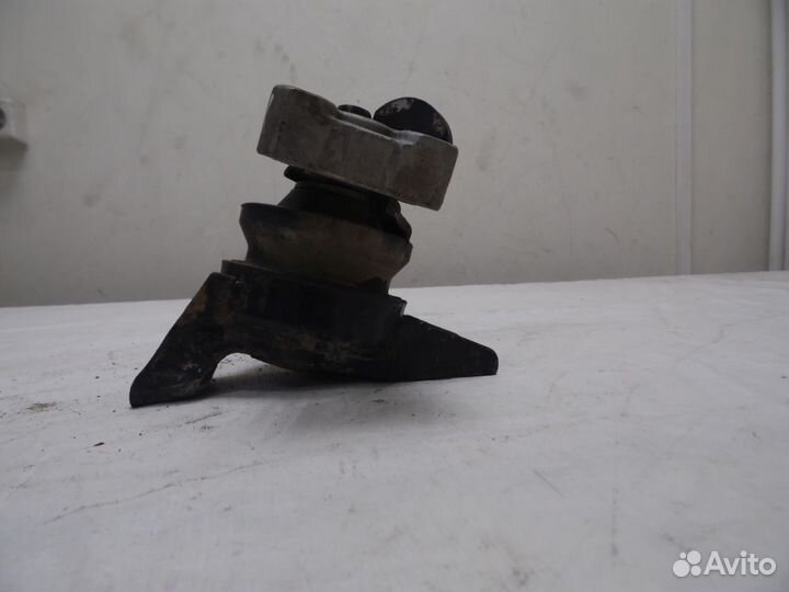 Опора двигателя правая Hyundai Elantra 2000-2010