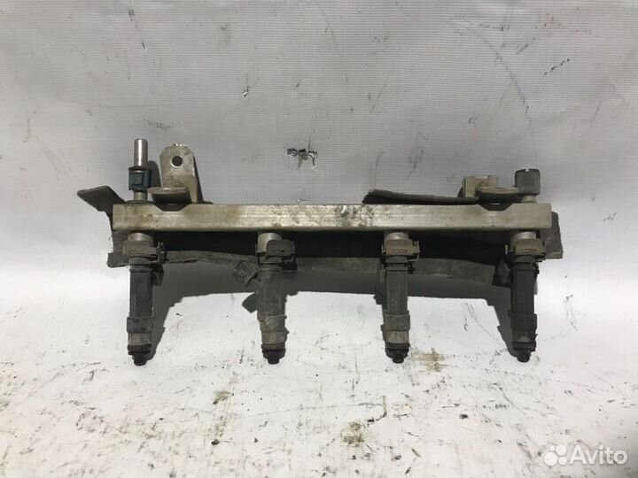 Топливная рейка Opel Corsa D Z12XEP 2008