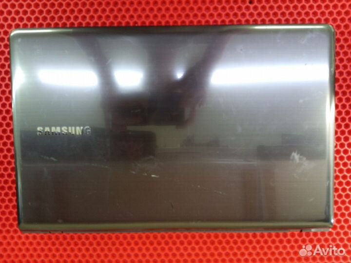 Ноутбук Samsung 350V5C (разбор)