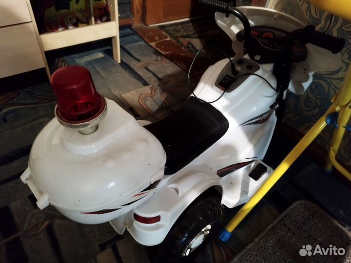 Детский электромобиль бу