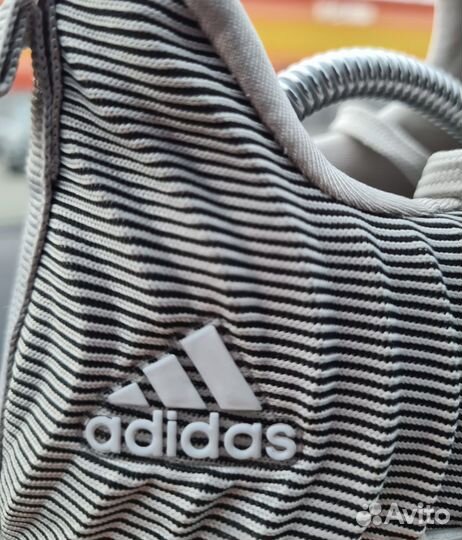 Кросовки новые adidas 44 45 46 размер