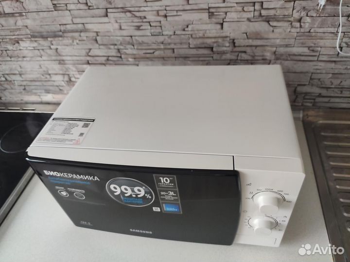 Новая Микроволновая печь Samsung ME81KRW-1/BW