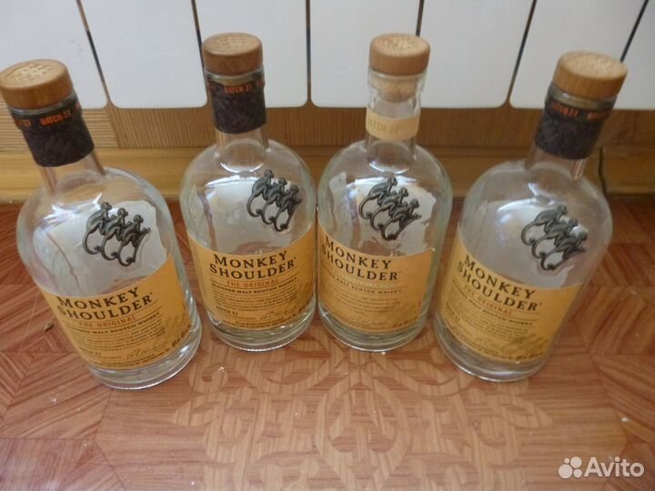 Бутылка (виски, коньяк, вермут, водка) 1 шт