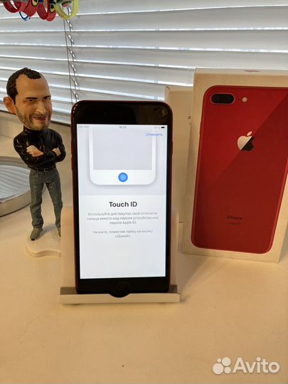 iPhone 8 Plus, 64 ГБ