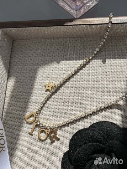 Ожерелье Christian Dior