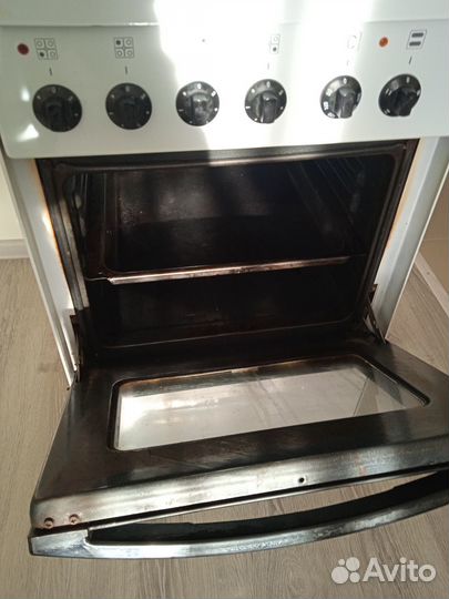 Продам электрическую плиту