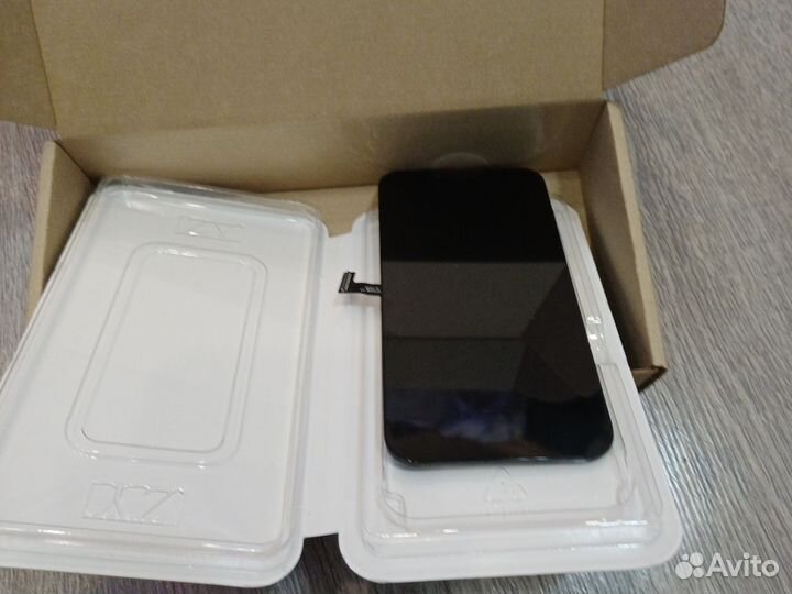 Дисплей iPhone 13 pro