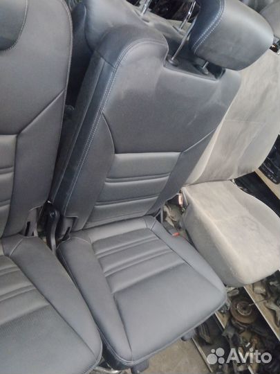 3-й ряд сидений Кия Соренто Прайм