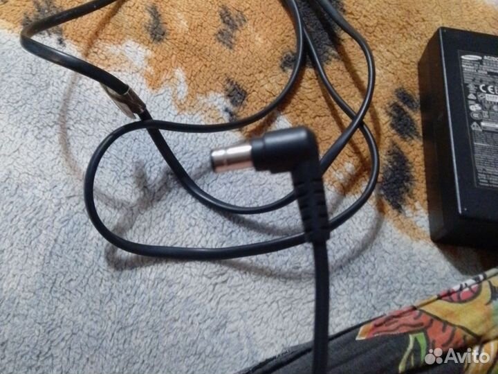 Блок питания для ноутбука 60W