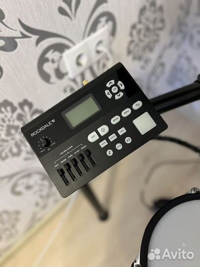 Электронные ударные