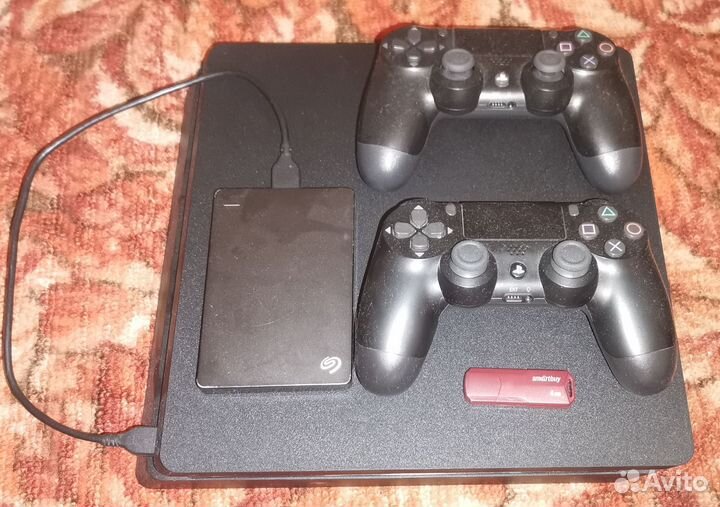 Sony PS4 slim