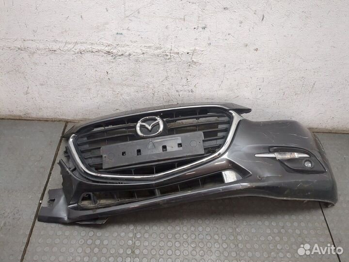 Поворот Mazda 3 (BM), 2017