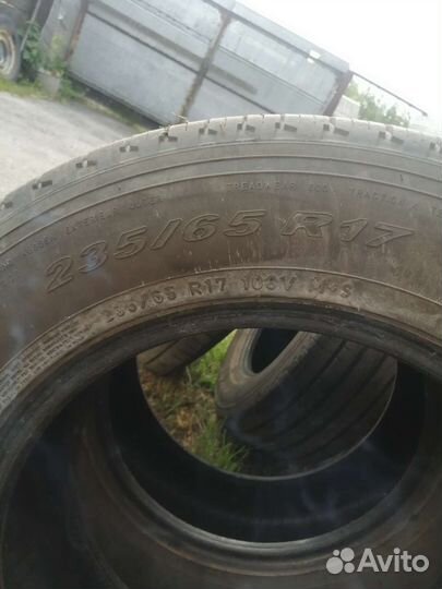 Pirelli Chrono Camper 235/65 R17