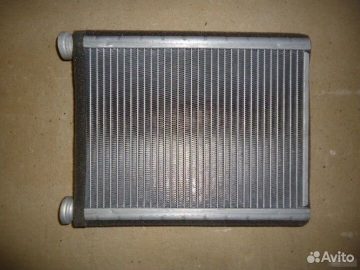 Радиатор печки Toyota Harrier