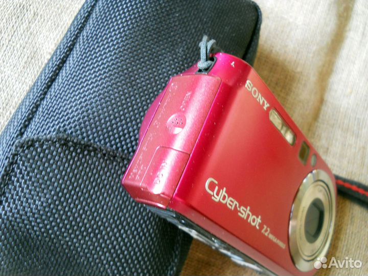 Компактная цифровая камера Sony DSC-P200 Япония