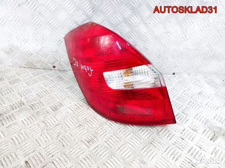 Фонарь задний левый Skoda Fabia 2 5J6945095A Combi