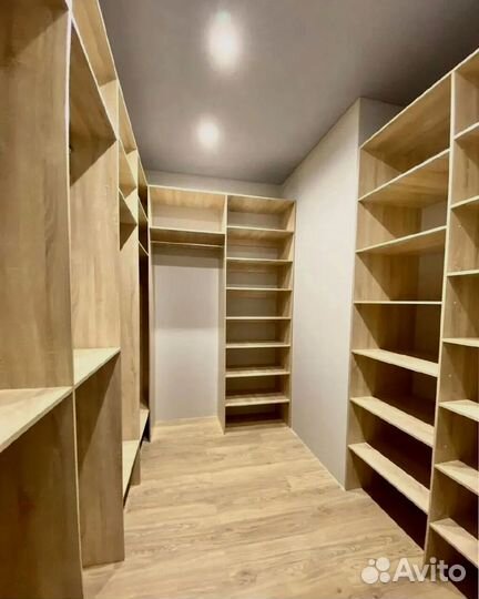 Встраиваемая гардеробная