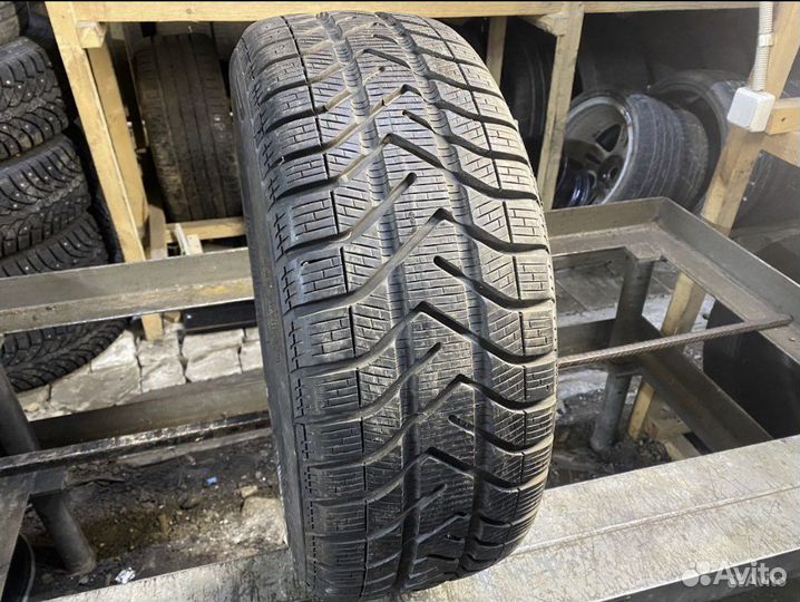 Pirelli Winter 210 SnowControl Serie III 195/50 R15 99V