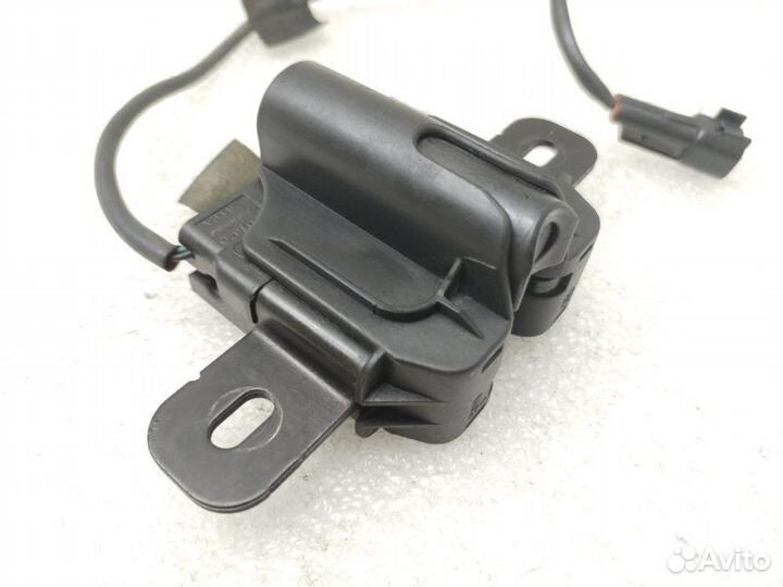 Замок капота правый Volvo V60 1 2012