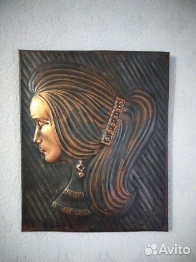 Панно чеканка